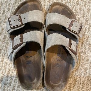 BIRKENSTOCK Arizona Taupe